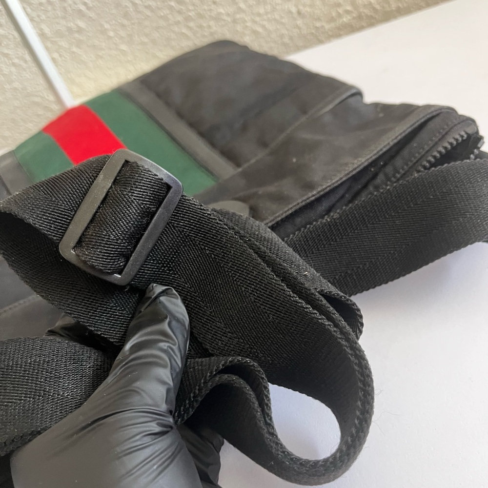 Gucci Black Messenger Bag with Red and Green Stripe - Picture 6 of 13